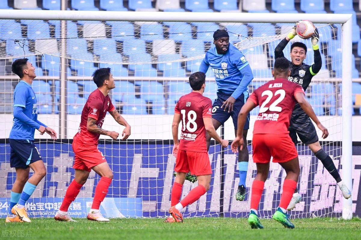 他留下！拜仁官方：基米希与球队完成续约 新合同有效期至2029年6月